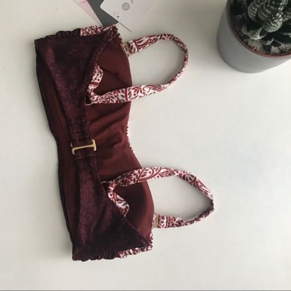 ATHLETA Batik Paisley Removable Strap 2-Way Bikini Top Size XS - Picture 2 of 5